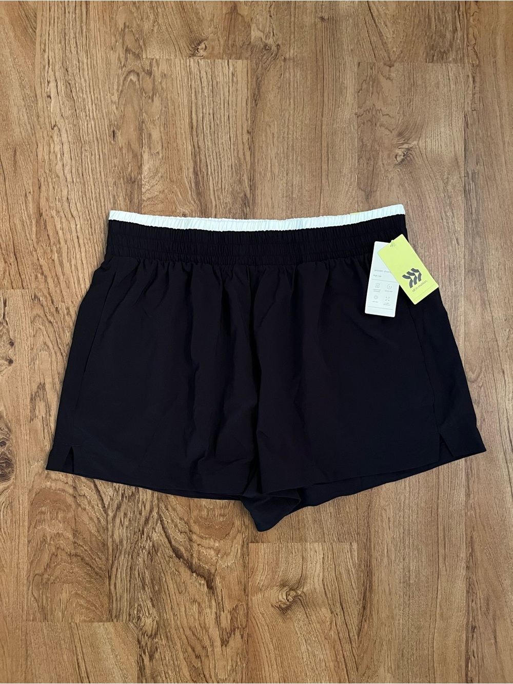 NWT All in Motion Active Light Travel Shorts - Picture 3 of 10